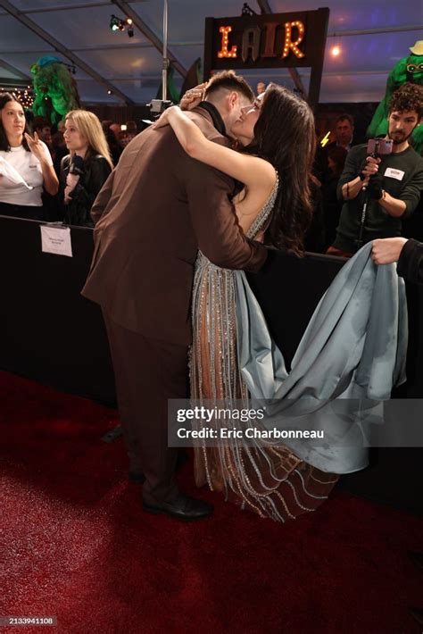 noah centineo rachel zegler|Celebrities at the Shazam! Fury of the Gods。